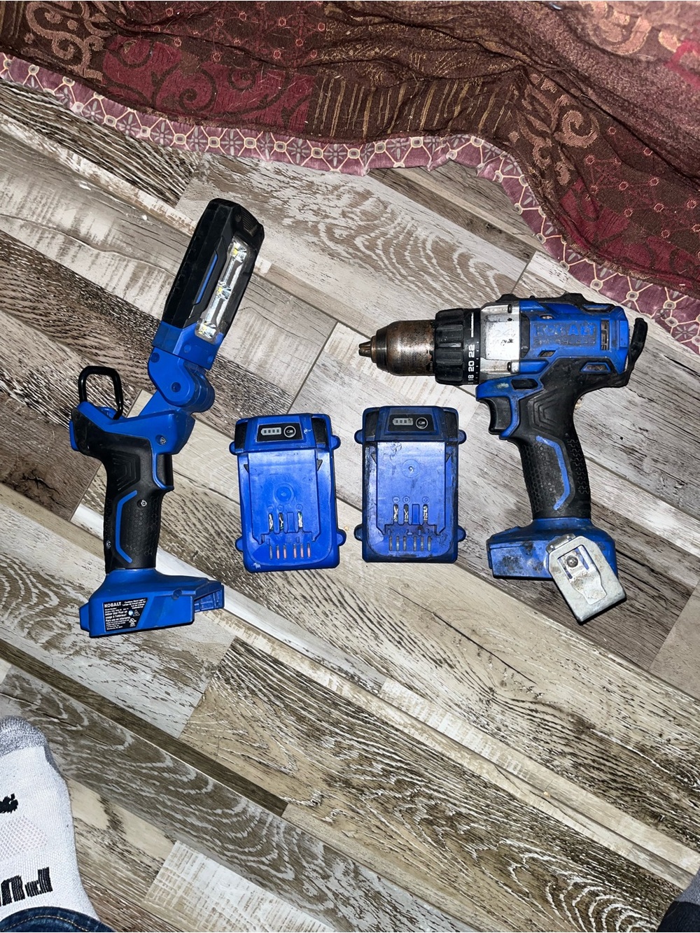 KOBALT 24v Compact Drill and Work Light Kit (Comes w/ 2 2.0Ah batteries)